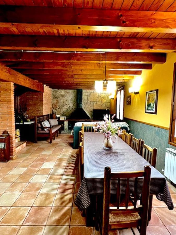 Spacious House In Ogassa With Terrace And Bbq المظهر الخارجي الصورة