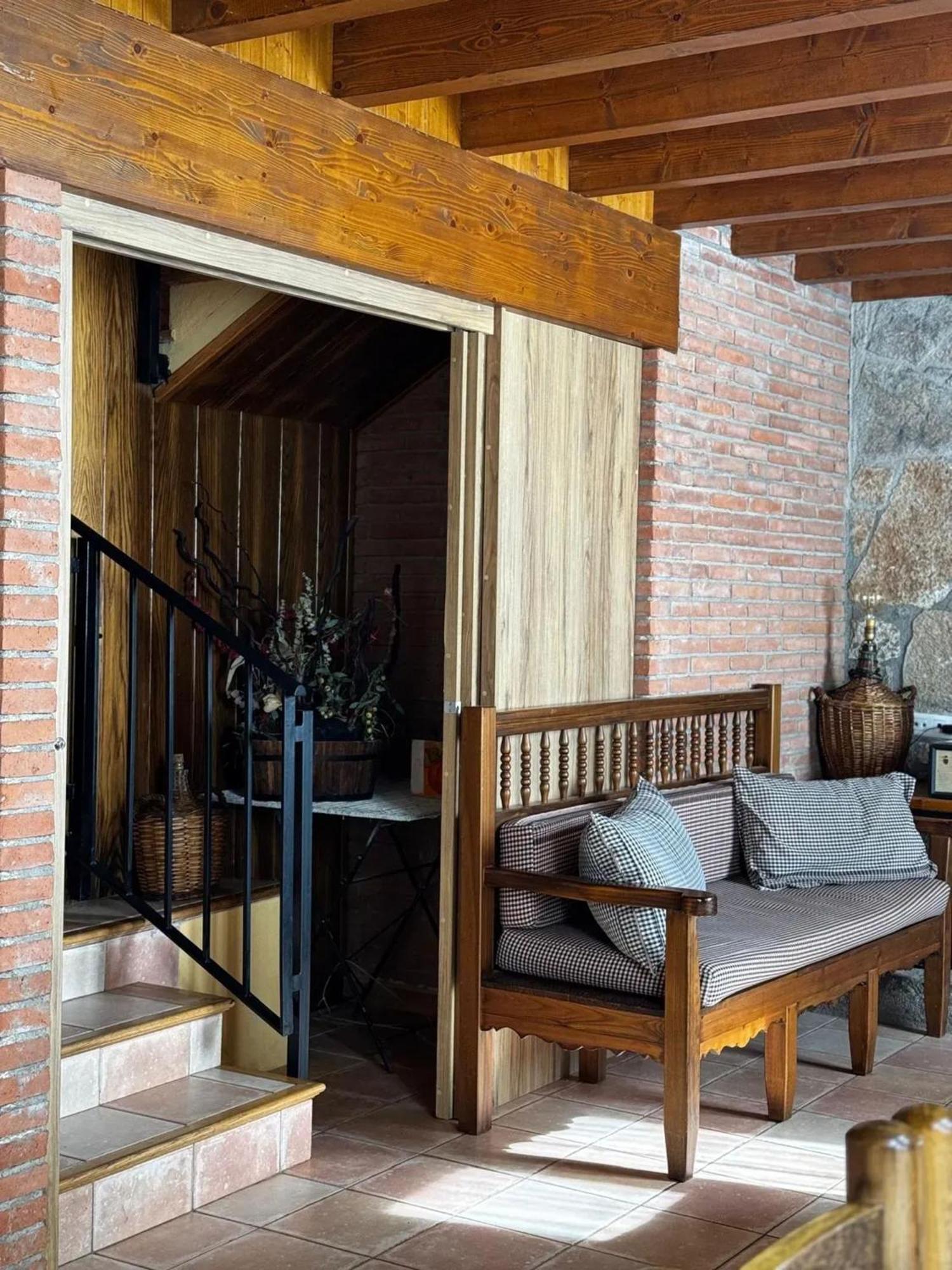 Spacious House In Ogassa With Terrace And Bbq المظهر الخارجي الصورة
